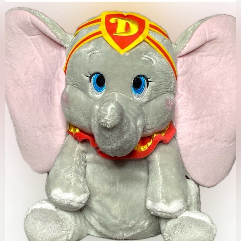 EUC -Disney’s Dumbo Plushie EUC